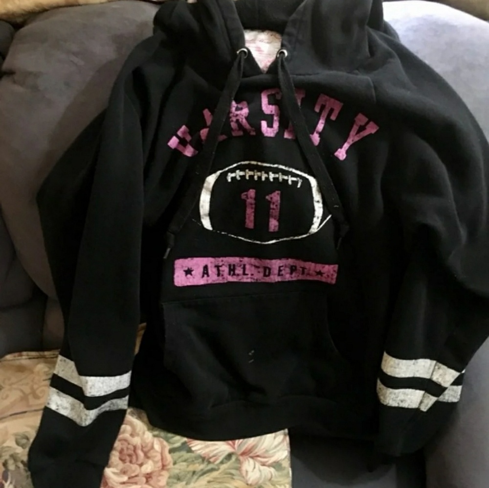 Duck head hoodie size medium
